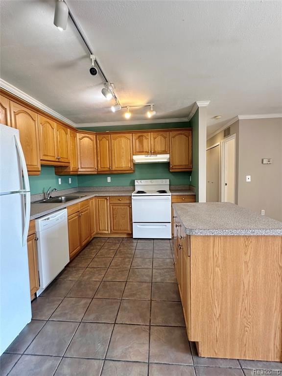 15155 Seagull Dr unit 8, Sterling Heights, MI 48313 - photo 4