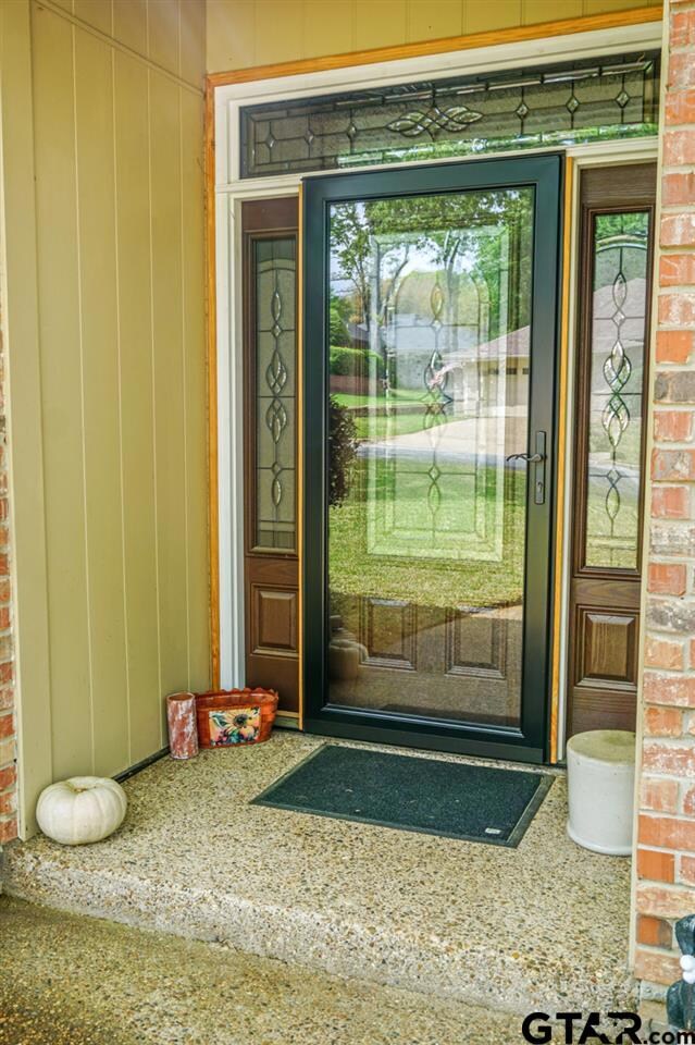 714 Cedar Creek Dr, Tyler, TX 75703 - photo 4