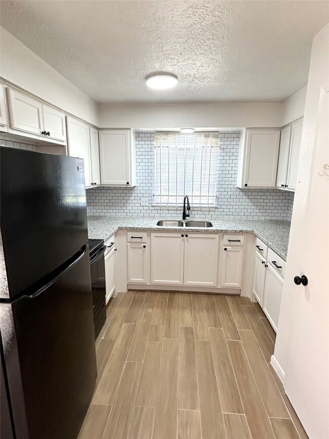 15412 Chipman Ln unit 5412, Houston, TX 77060 - photo 4