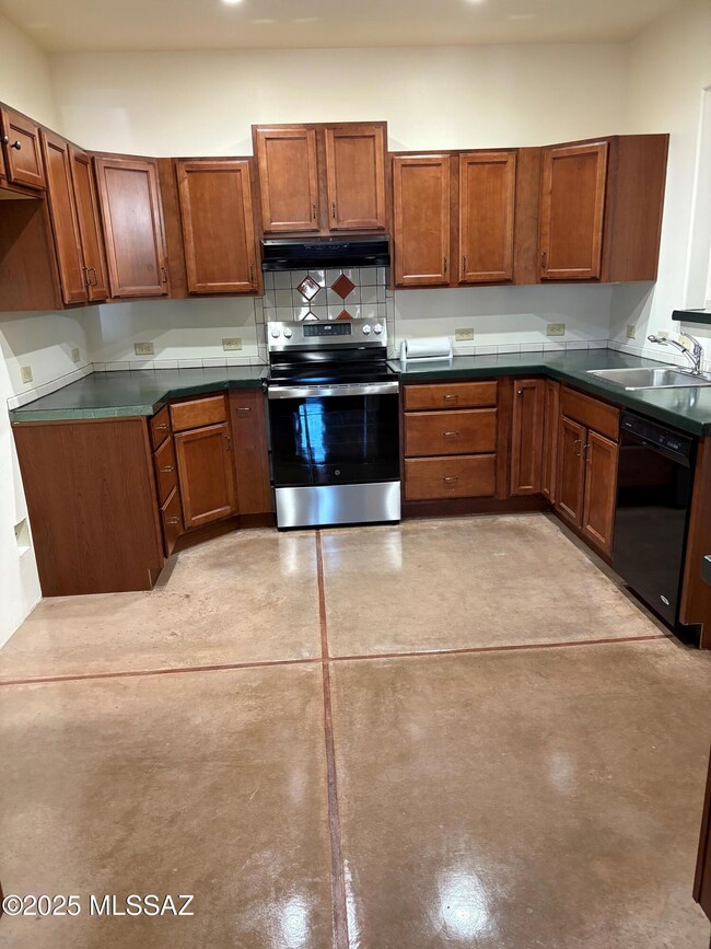 1040 E Halcyon Rd, Tucson, AZ 85719 - photo 3
