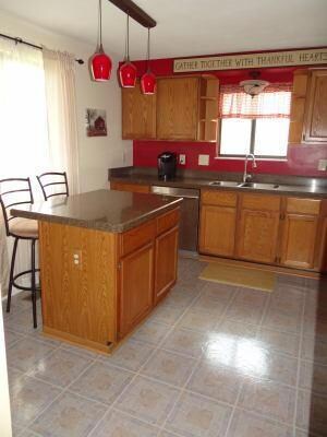 MAHAFFEY EAT IN KITCHEN WITH ISLAND