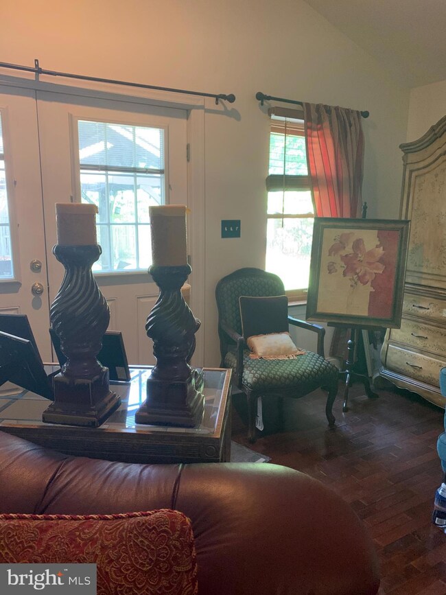 21 Horseshoe Ct, Atco, NJ 08004 - photo 4