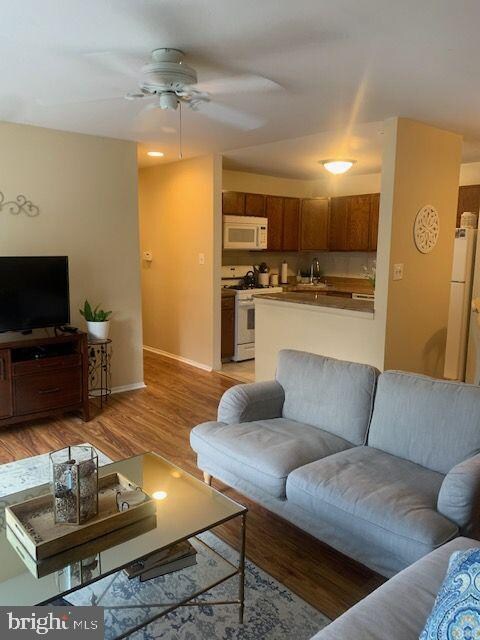 2012 Ravens Row unit 2012, Marlton, NJ 08053 - photo 7