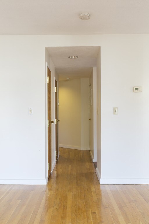 21 Charter St unit 402, Boston, MA 02113 - photo 4