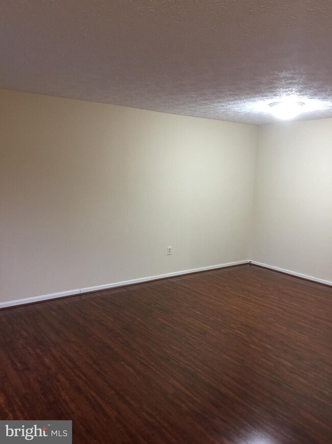 12043 Winding Creek Way, Germantown, MD 20874 - photo 7