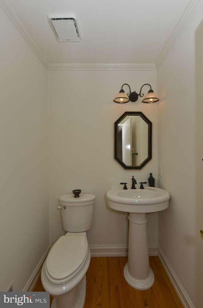 46681 Bartlet Square, Sterling, VA 20164 - photo 7