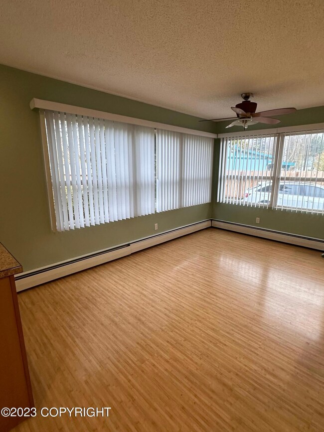 6413 E 14th Ct unit A, Anchorage, AK 99504 - photo 4