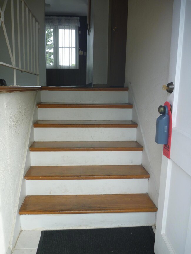 FOYER W/WOOD STAIRS