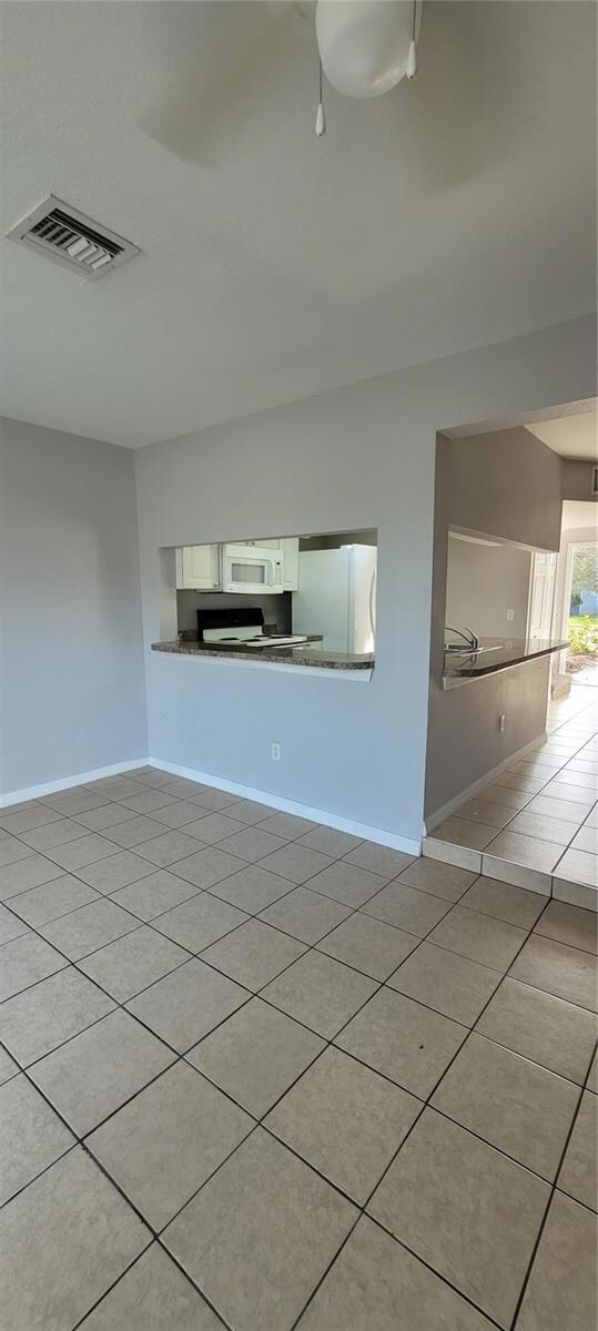 813 Caribbean Dr, Davenport, FL 33897 - photo 4