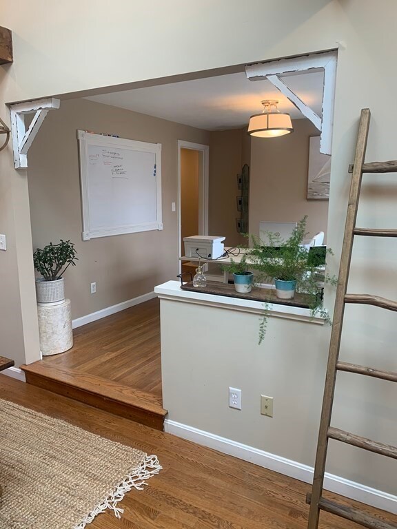 7 Alberta Ave, Newburyport, MA 01950 - photo 4