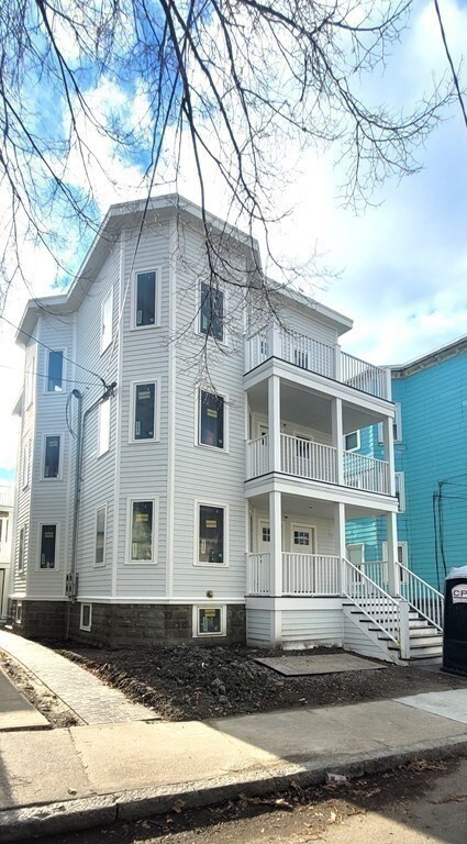 36 Radcliffe Rd unit 2, Somerville, MA 02145 - photo 6