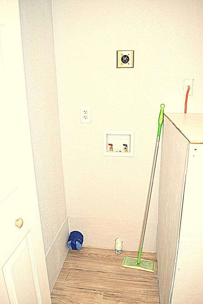 washer-dryer hook up