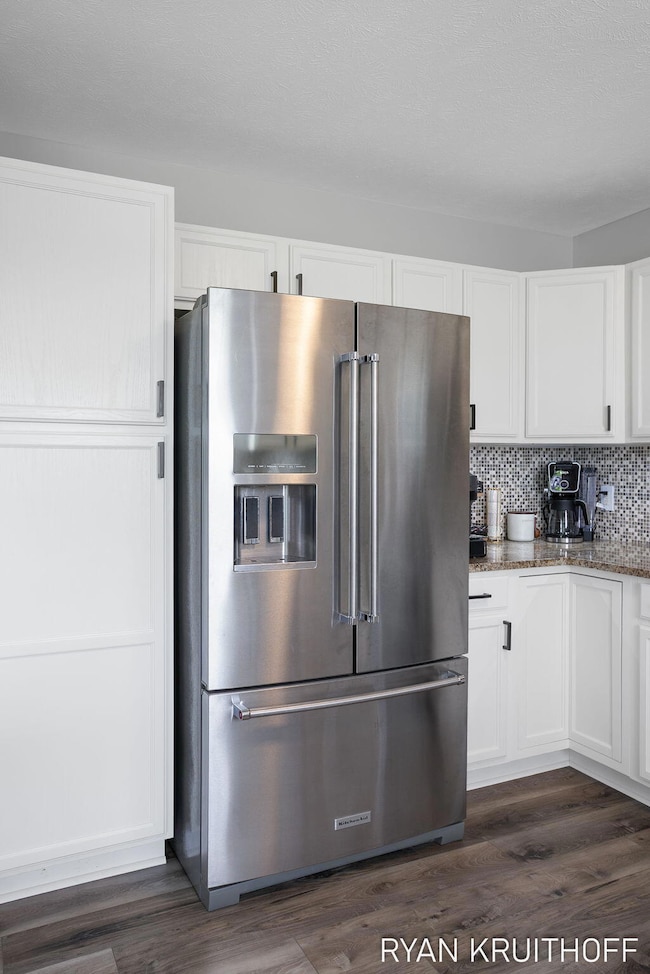 28-web-or-mls-1382-highland-hill