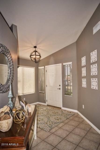 Foyer2