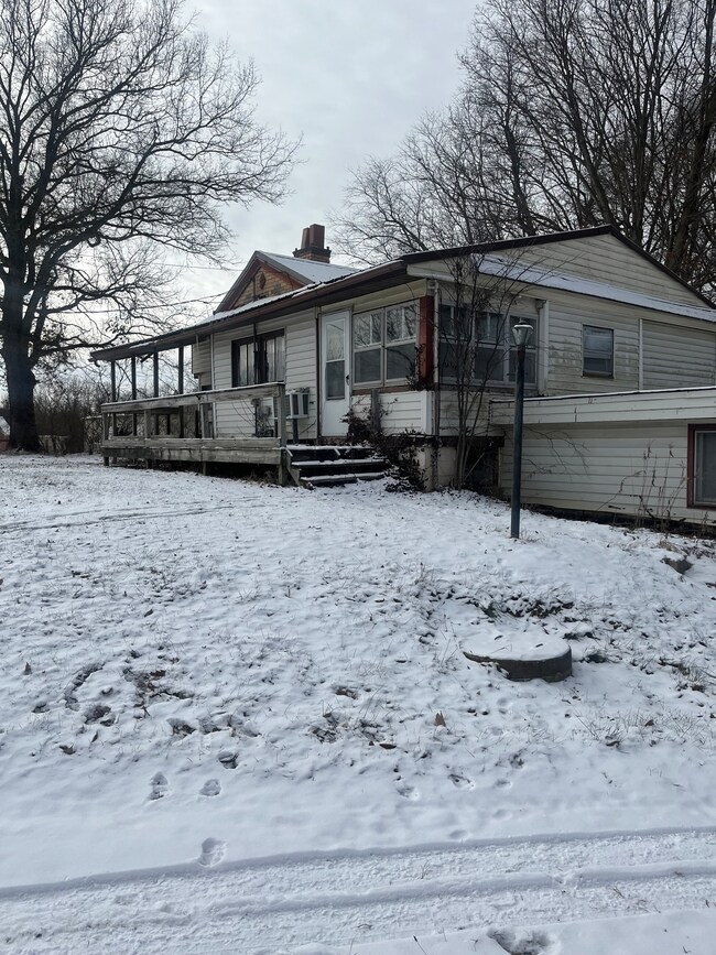 2493 W Us Highway 136, Covington, IN 47932 - photo 4