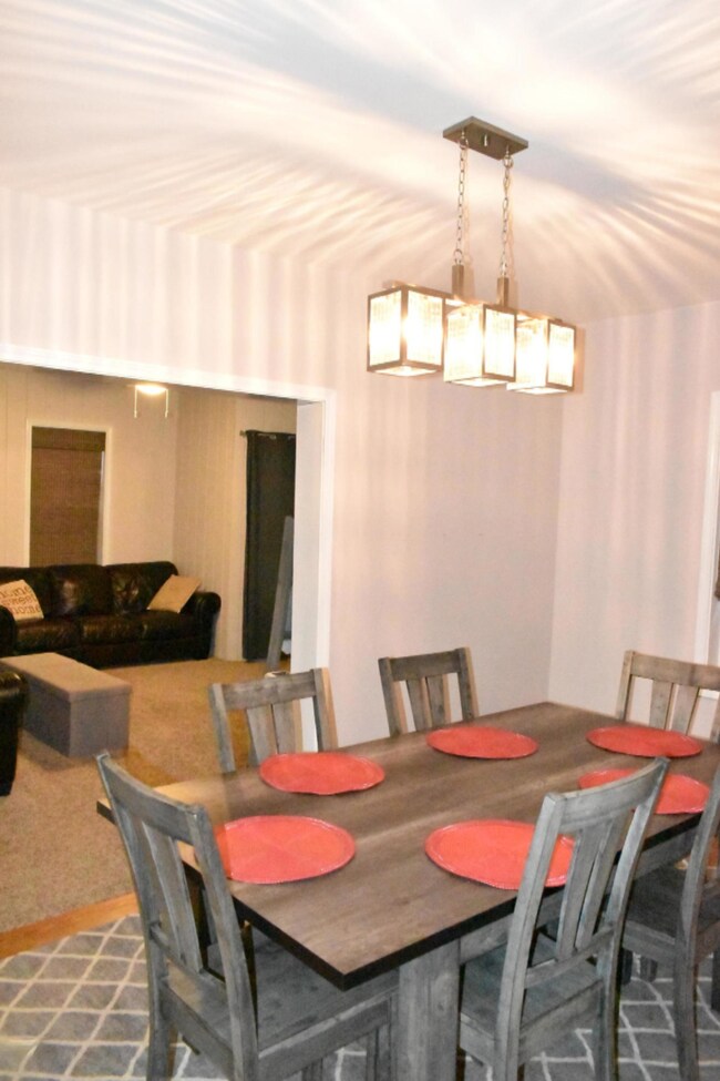 Dining 1