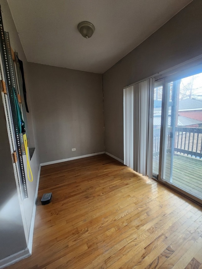 3342 W Crystal St, Chicago, IL 60651 - photo 7