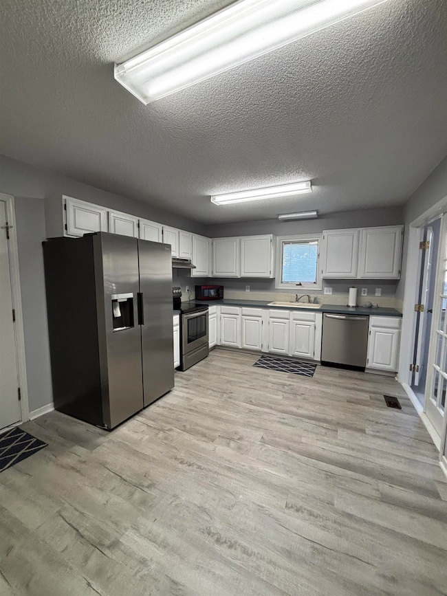 2004 N Shefford St, Wichita, KS 67212 - photo 6