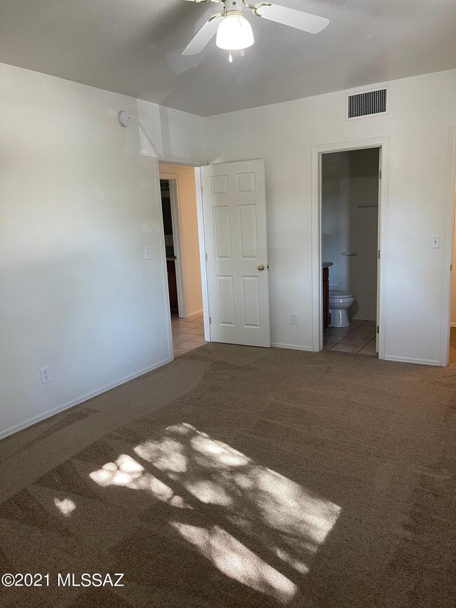 1205 E Greenlee Rd unit 3, Tucson, AZ 85719 - photo 3