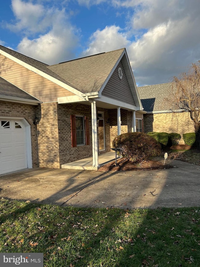 122 Bayberry Ct, Stephens City, VA 22655 - photo 3