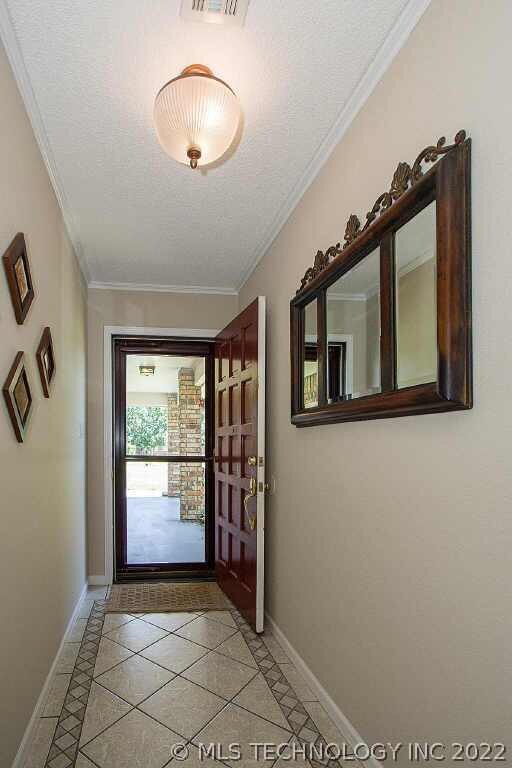 Come on In!