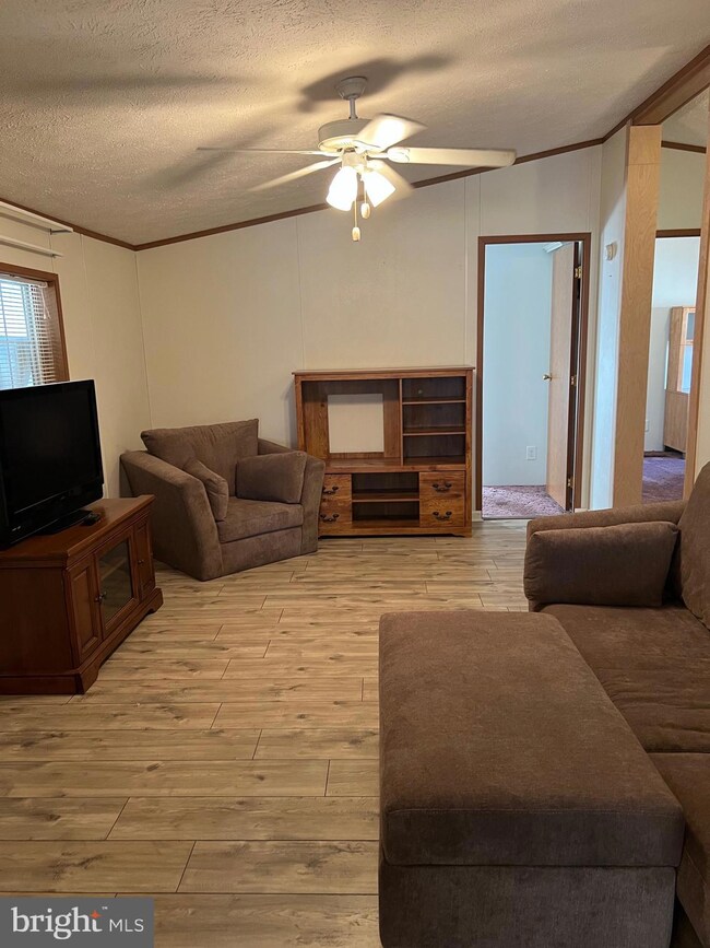 84 Edward Ln, Lothian, MD 20711 - photo 6