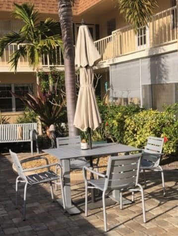 210 Park Blvd N unit 228, Venice, FL 34285 - photo 2