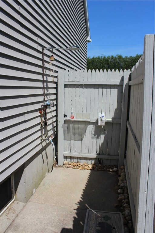 4239 Old Post Rd unit 3, Charlestown, RI 02813 - photo 5