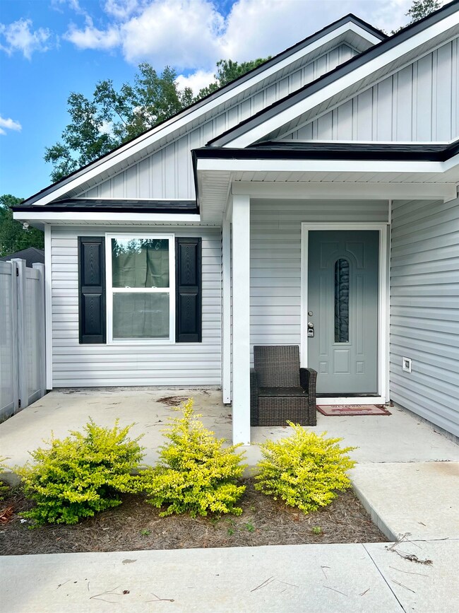 79 Tafflinger Rd, Crawfordville, FL 32327 - photo 2