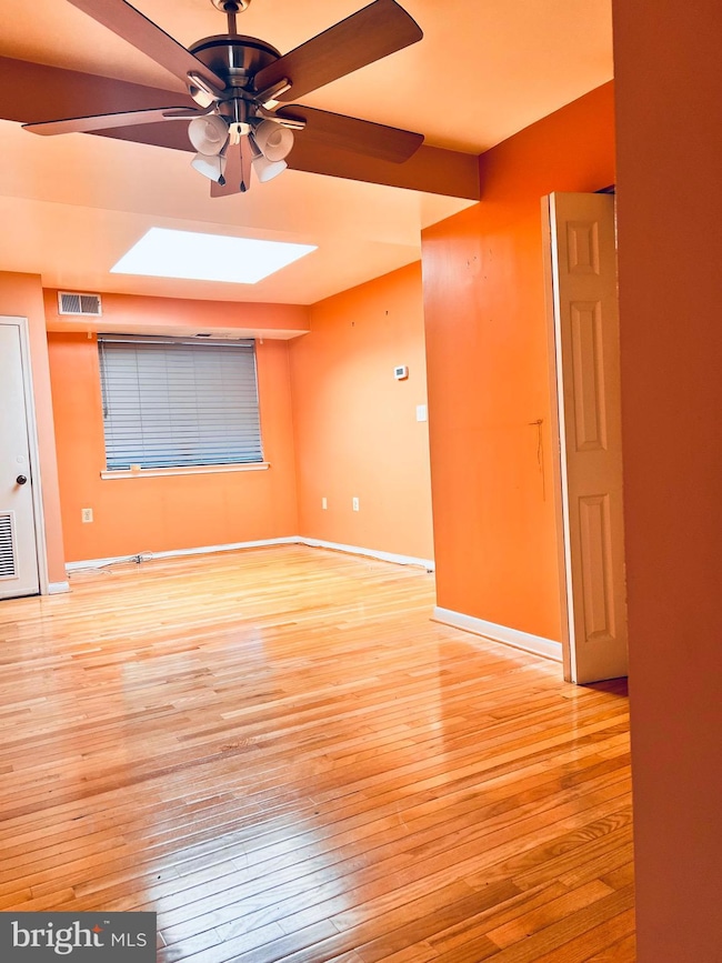 3066 Pineview Ct NE, Washington, DC 20018 - photo 4