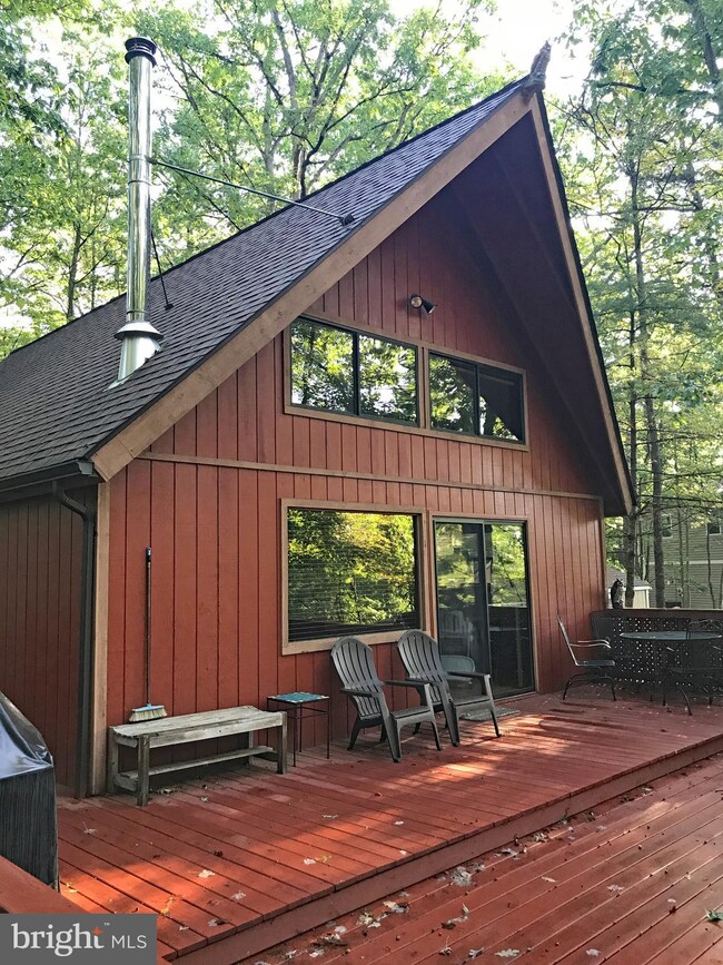 335 Connie Rd, Basye, VA 22810 - photo 5