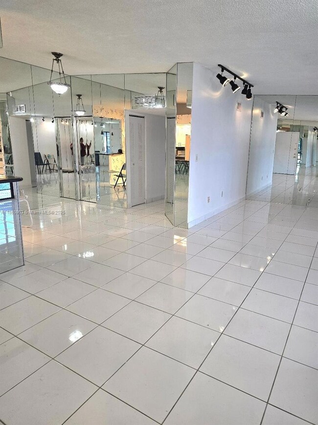 9626 W Mcnab Rd unit 206, Tamarac, FL 33321 - photo 3