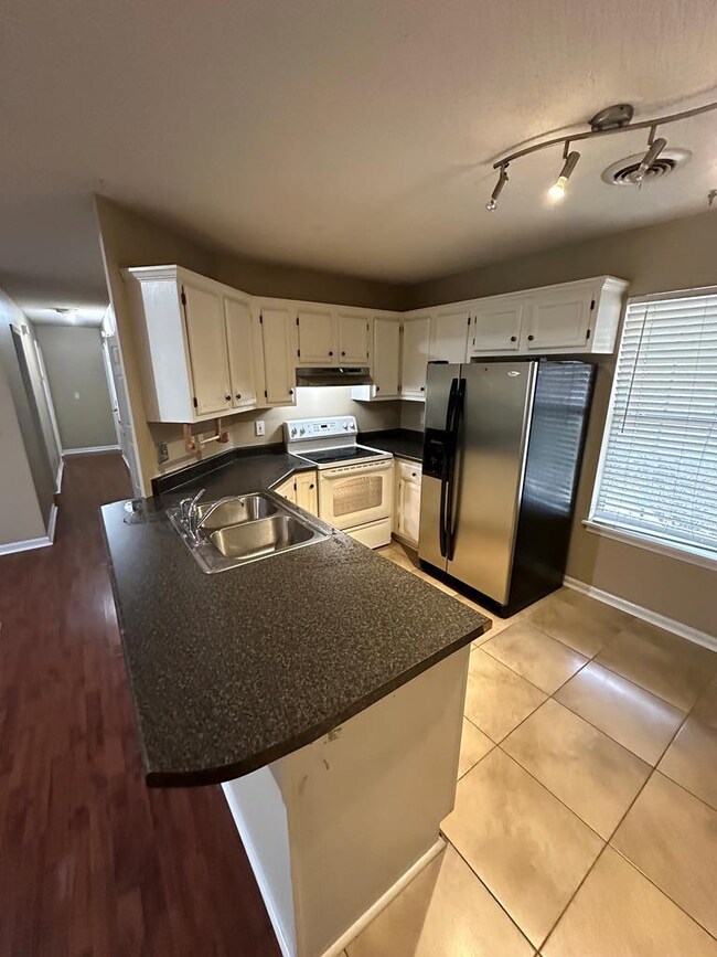 910 Crawford Cir, Oxford, MS 38655 - photo 3