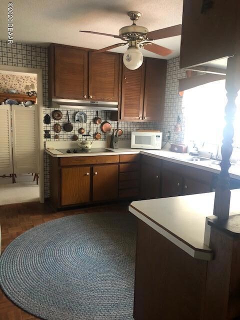 Wood cabinets!