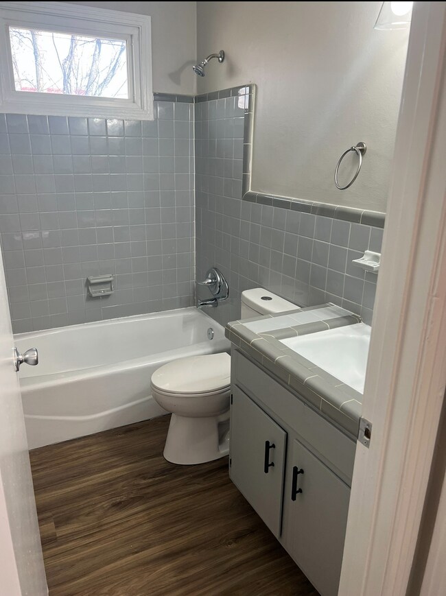 824 Central Ave unit E, Clarksville, TN 37040 - photo 7