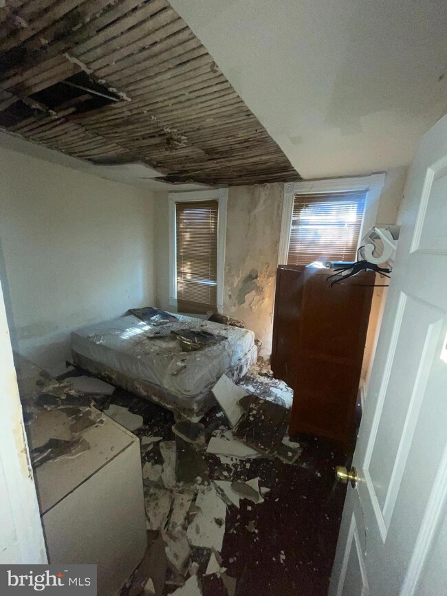 1923 W Lanvale St, Baltimore, MD 21217 - photo 7