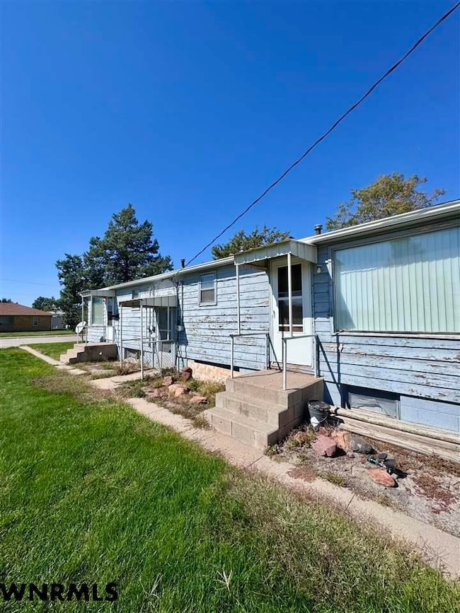 809 S Elm St, Kimball, NE 69145 - photo 5