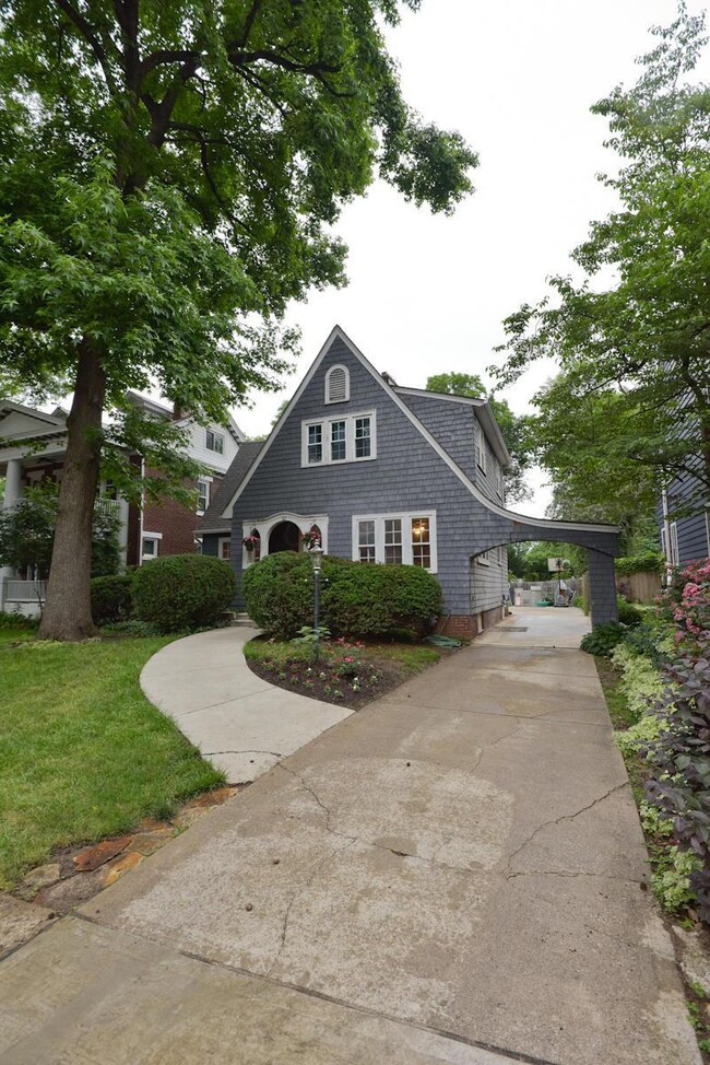 82 Blenheim Rd-45