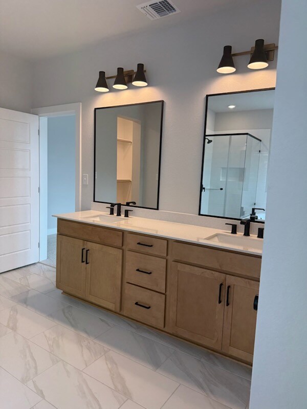 Owner's Bath