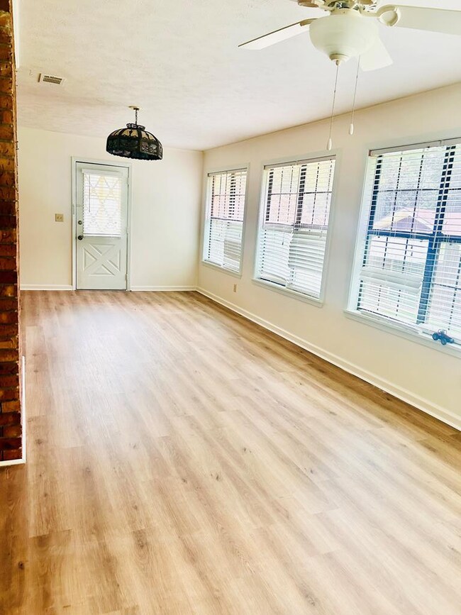 1015 Prairie Ln, McComb, MS 39648 - photo 5