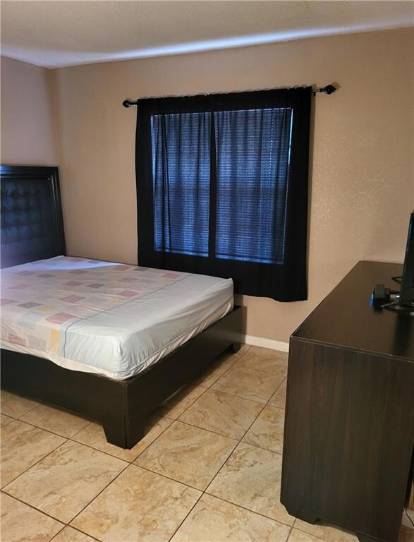 2120 NW 27th St unit WEST, Oakland Park, FL 33311 - photo 4