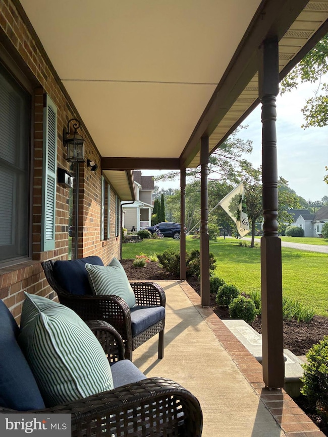 817 Maple Ave, Waynesboro, VA 22980 - photo 6