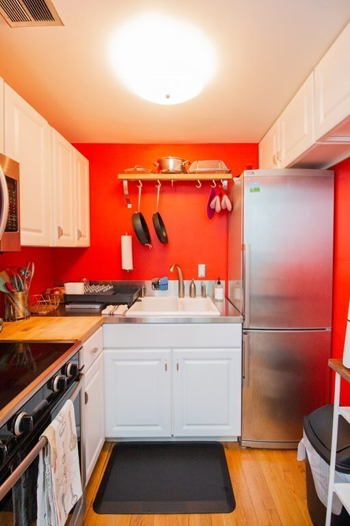 34 Winchester St unit 2, Brookline, MA 02446 - photo 7