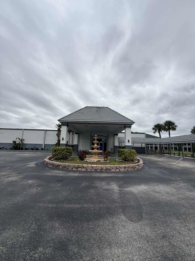 2050 E Irlo Bronson Memorial Hwy unit 108, Kissimmee, FL 34744 - photo 4