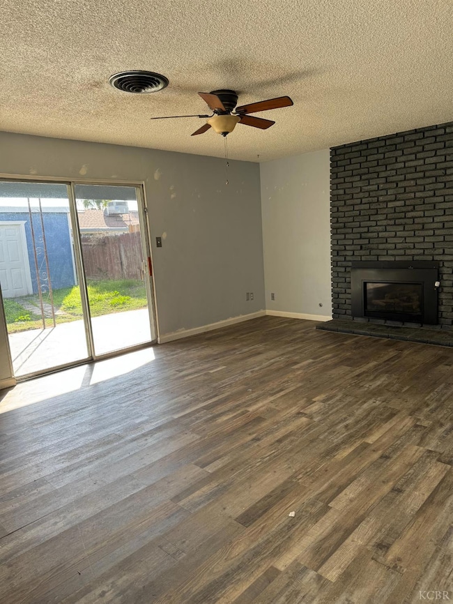 315 W Glendale Ave, Lemoore, CA 93245 - photo 3