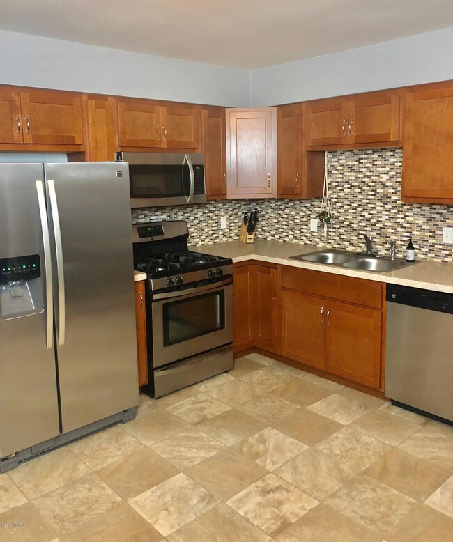 4083 Kay Dr, Dorr, MI 49323 - photo 5