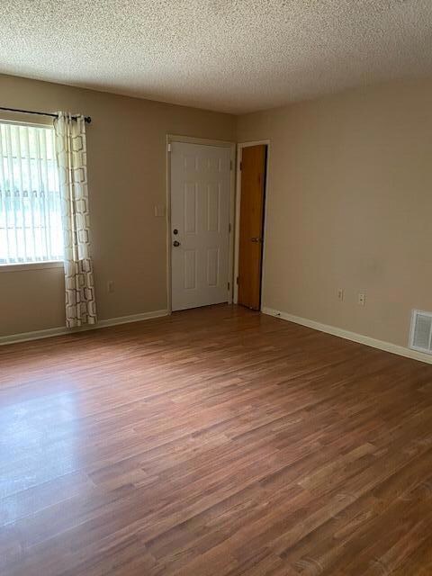 Living Rm