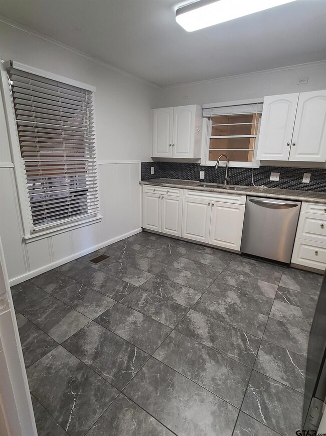 3017 Jan Ave, Tyler, TX 75701 - photo 3