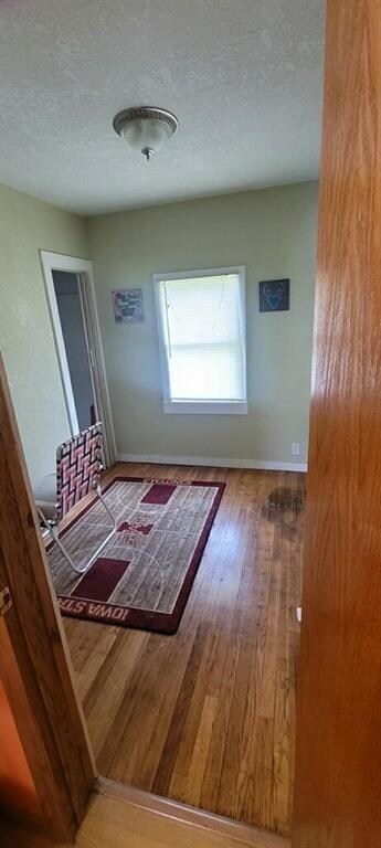 510 E 11th St S, Newton, IA 50208 - photo 5