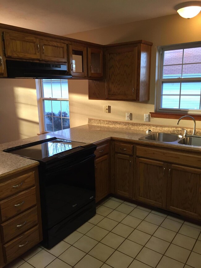 844 Timber Ridge Dr, Nixa, MO 65714 - photo 5